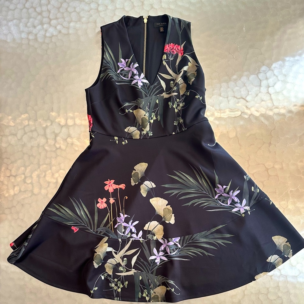 Ted Baker Skater Dress- size 3 in Ted Baker. Fits like an 8 or Medium.